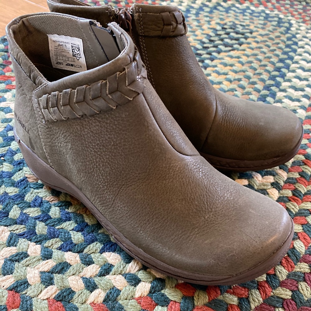 Merrell Leather Booties